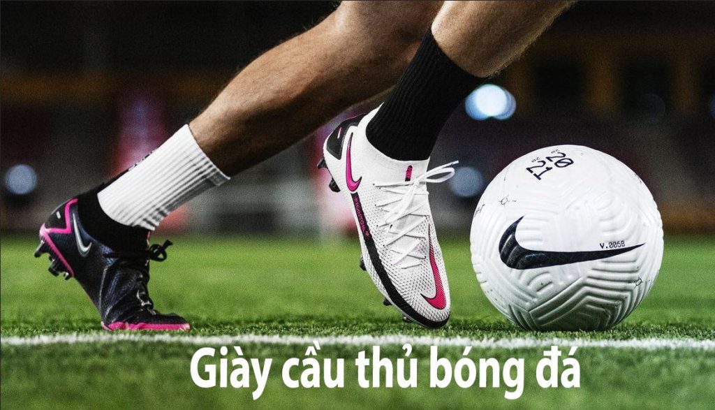 Giày cho cầu thủ bóng đá