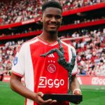 Liverpool nhắm Jorrel Hato của Ajax làm mục tiêu phòng ngự trọng điểm