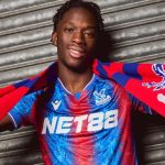 Crystal Palace hoàn tất thương vụ kỷ lục chiêu mộ Romain Esse từ Millwall